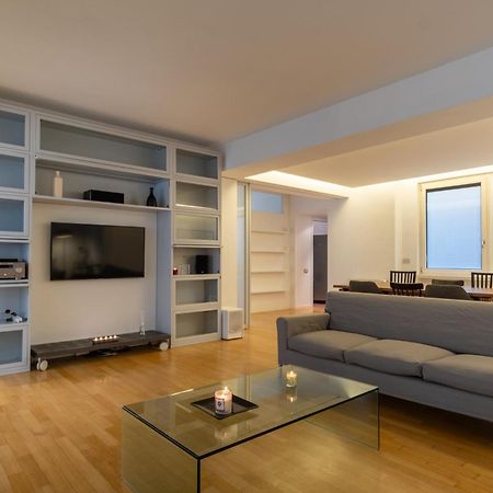 Attic With Terrace And Jacuzzi - Luxury Apartment Rom Eksteriør billede