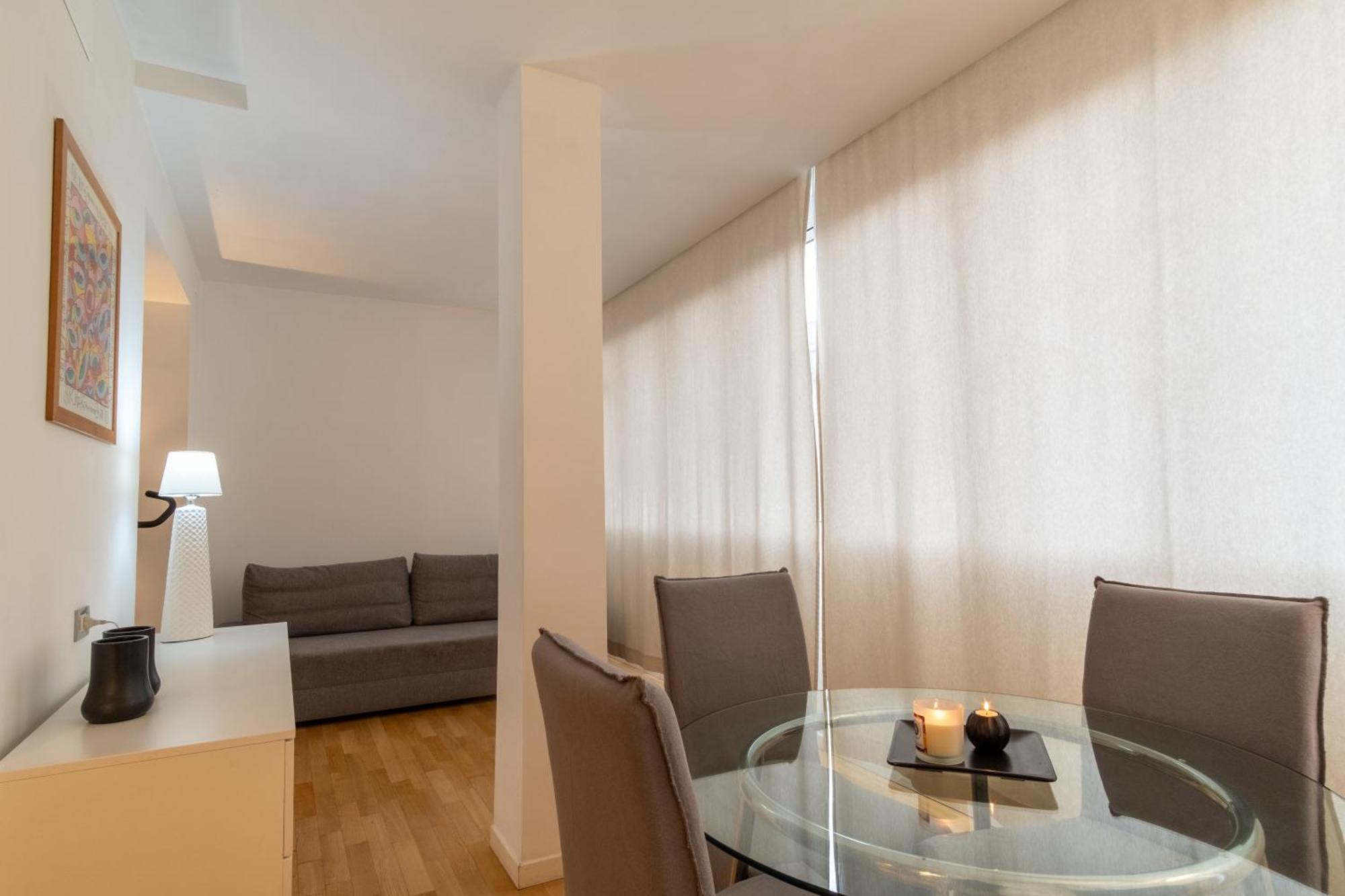 Attic With Terrace And Jacuzzi - Luxury Apartment Rom Eksteriør billede