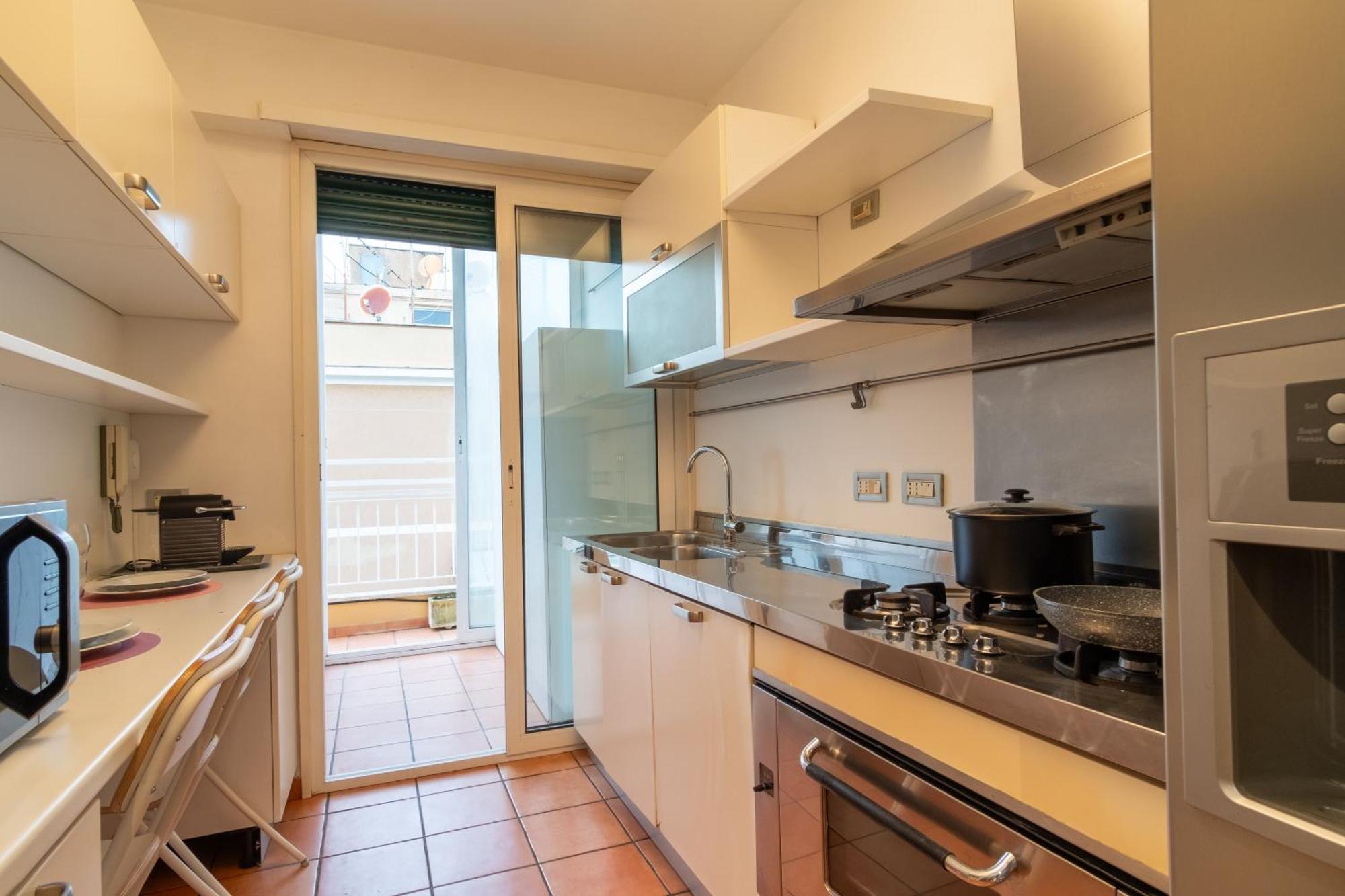 Attic With Terrace And Jacuzzi - Luxury Apartment Rom Eksteriør billede